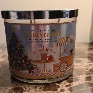 Bath & Body Works Vanilla Eggnog Candle with Festive Design